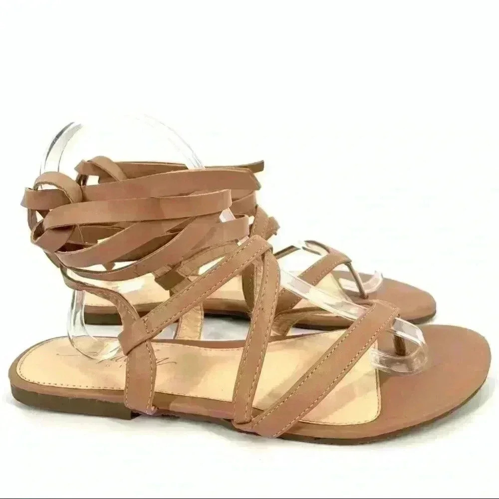 Mackin Girl sandals size 8 38.5 tan faux leather vegan thong wrap around ankle